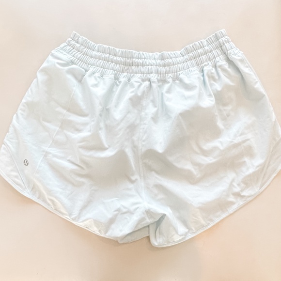 Lululemon | Hotty Hot High-Rise Lined Short 4" | Mint Breeze | Size 12 - Picture 9 of 10
